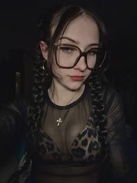 Helene7687