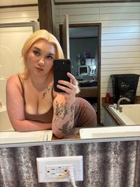 Rainieee, 28 — sugar baby, USA