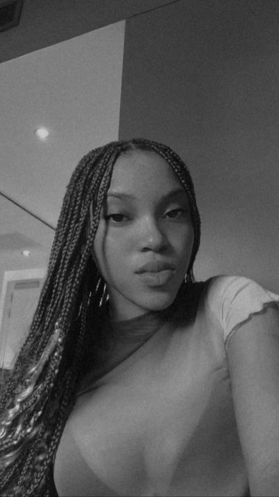 mbalenhle Picture
