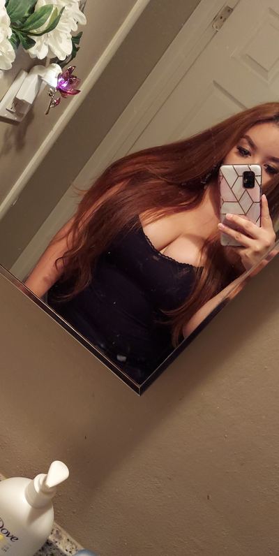lonelylilly Picture