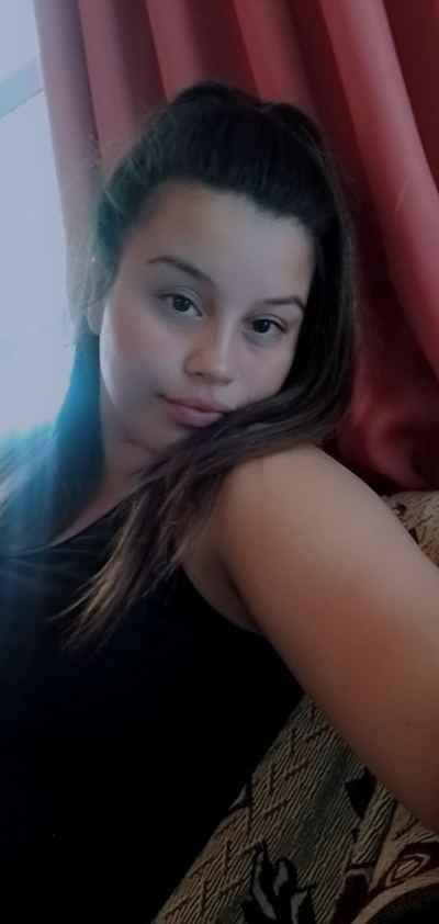 Leonela  Picture
