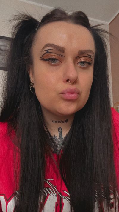 ladyinblackx Picture