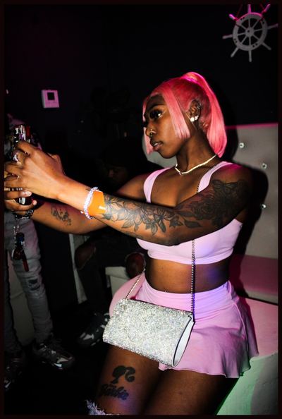 BlackBarbue Picture