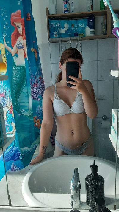Milflana Picture