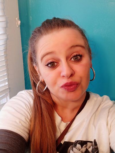 SpontaneousBombshell Picture