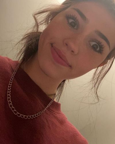 Mia000 Picture
