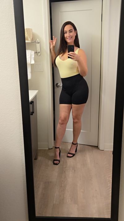 Lushtoes222 Picture