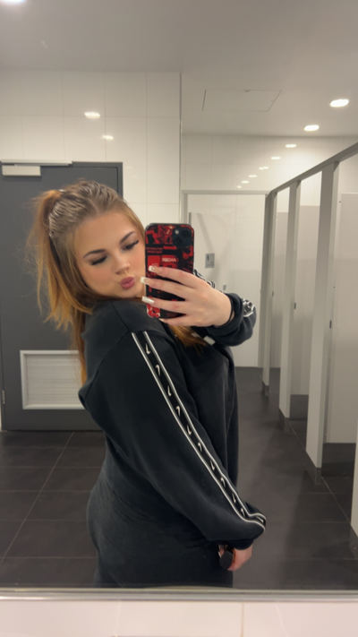 anika Picture
