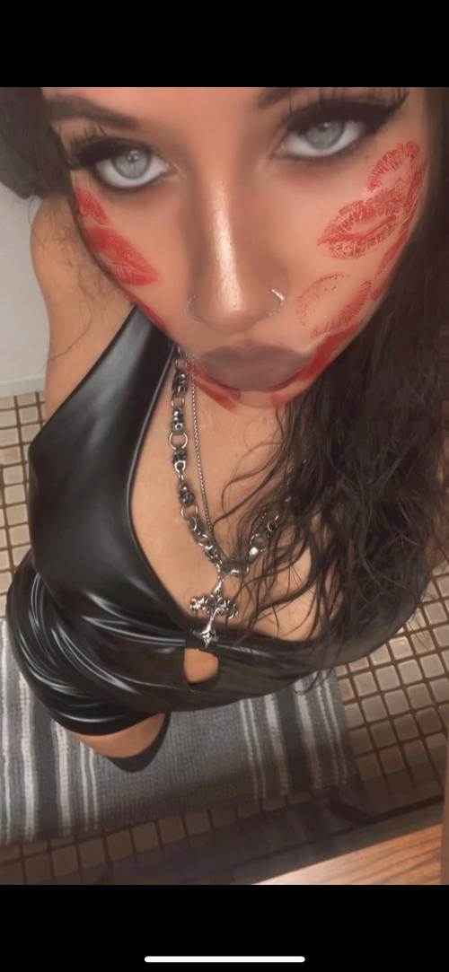 Veronica2225