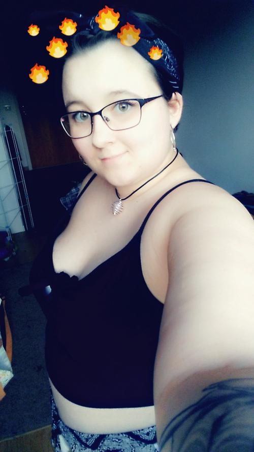 HunniBeeBabe