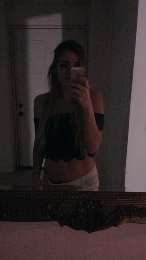 Kira pink babe