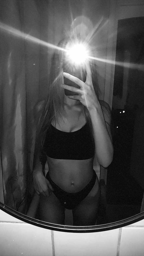 Lauraa10