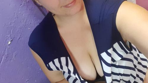 PINKYLOVEBUG94