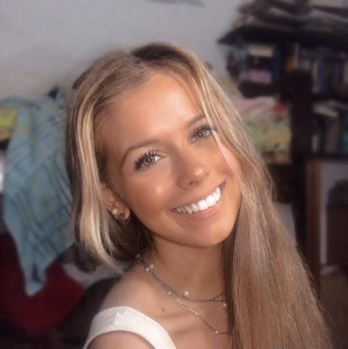  Rebbecca16